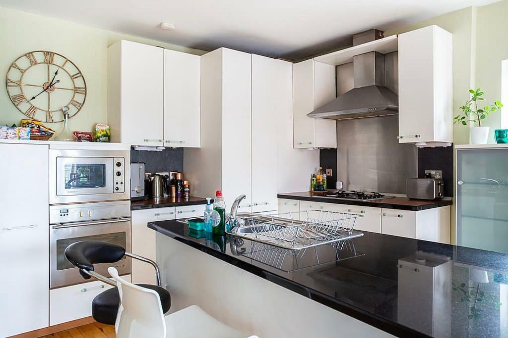Spacious Belfast City Centre Duplex Apartment Exteriér fotografie